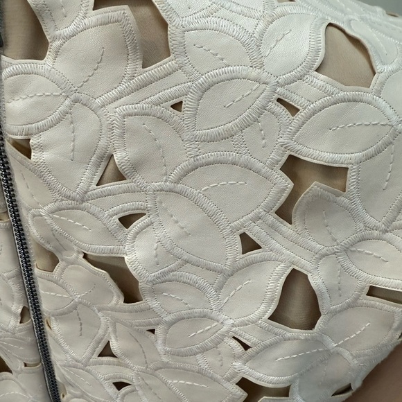 Alice + Olivia Ivory Cream Midi Dress - Picture 8 of 11